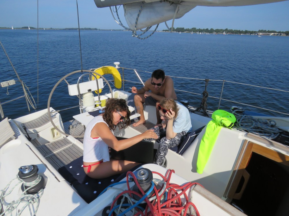 Recruiting more blog subscribers...