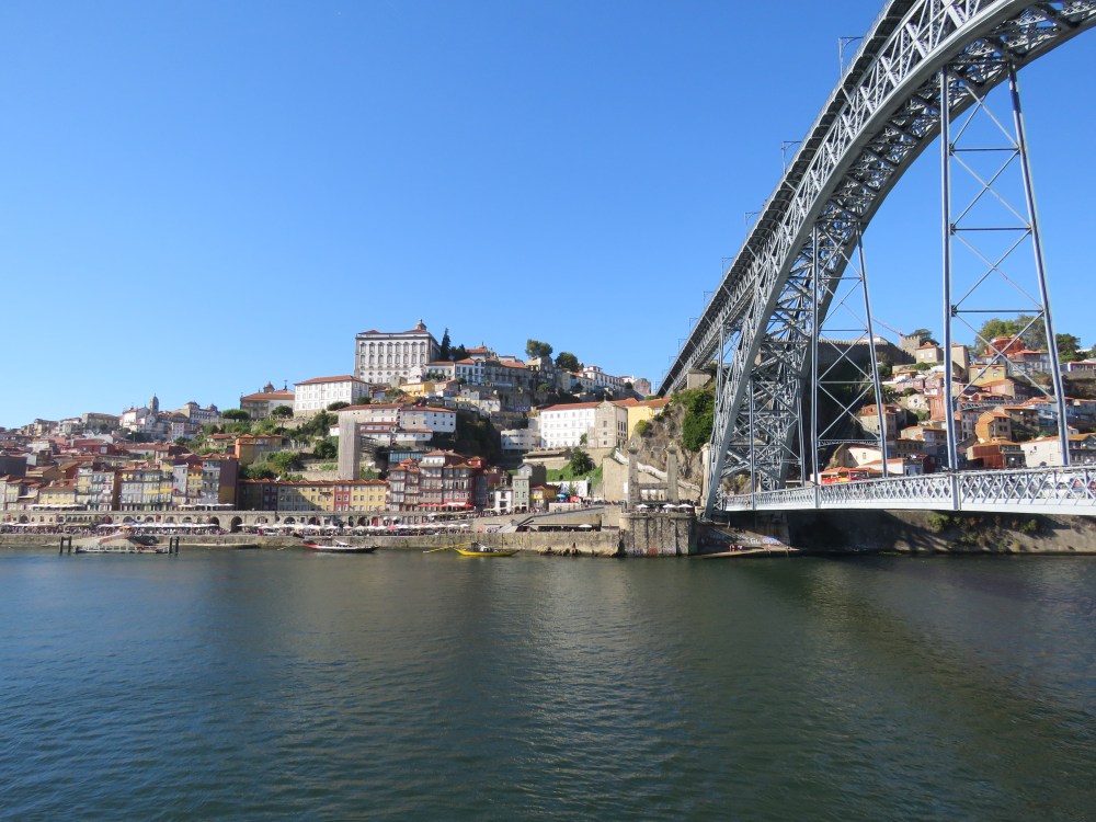 Porto's other side